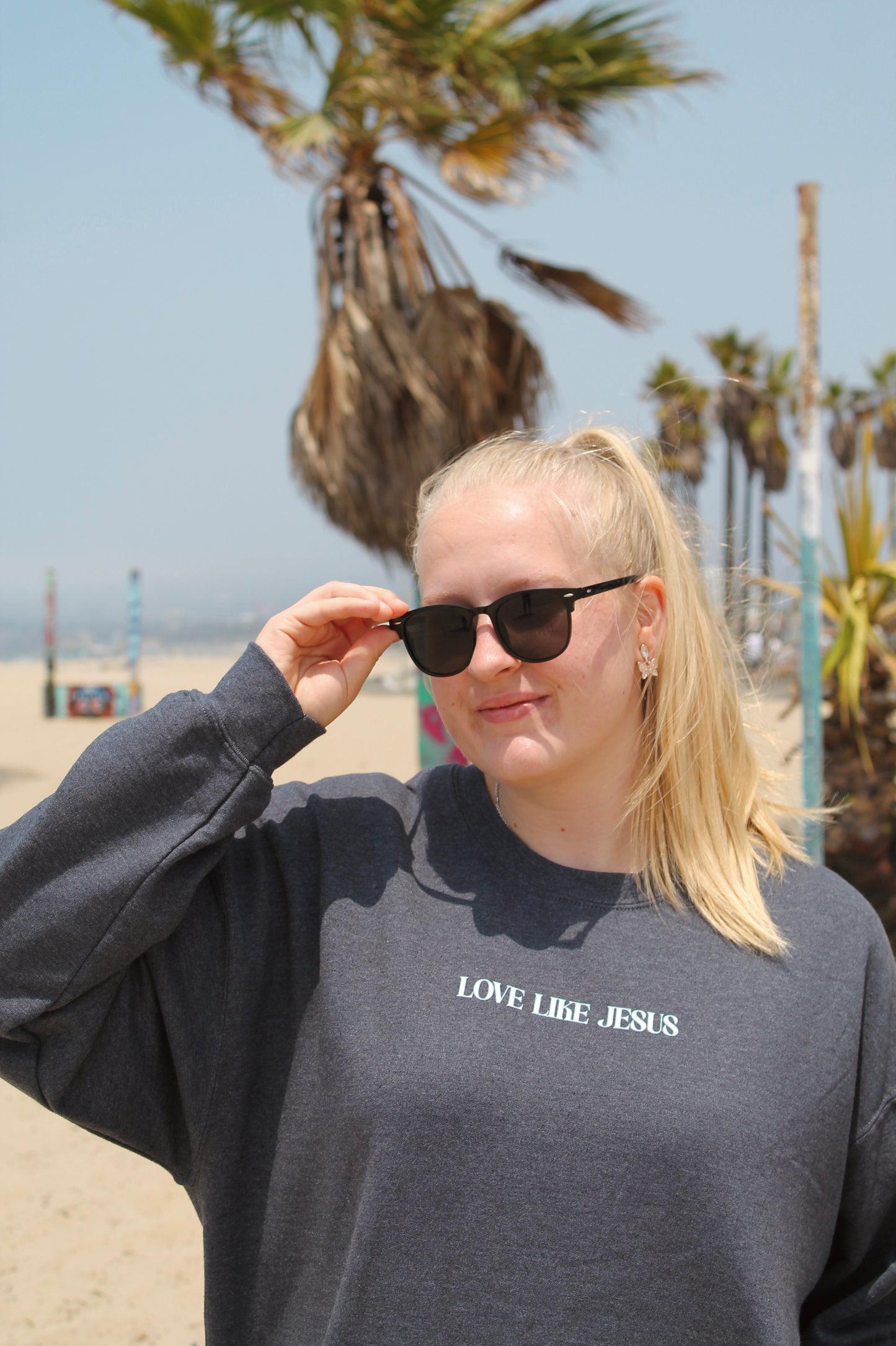 LOVE LIKE JESUS CREWNECK