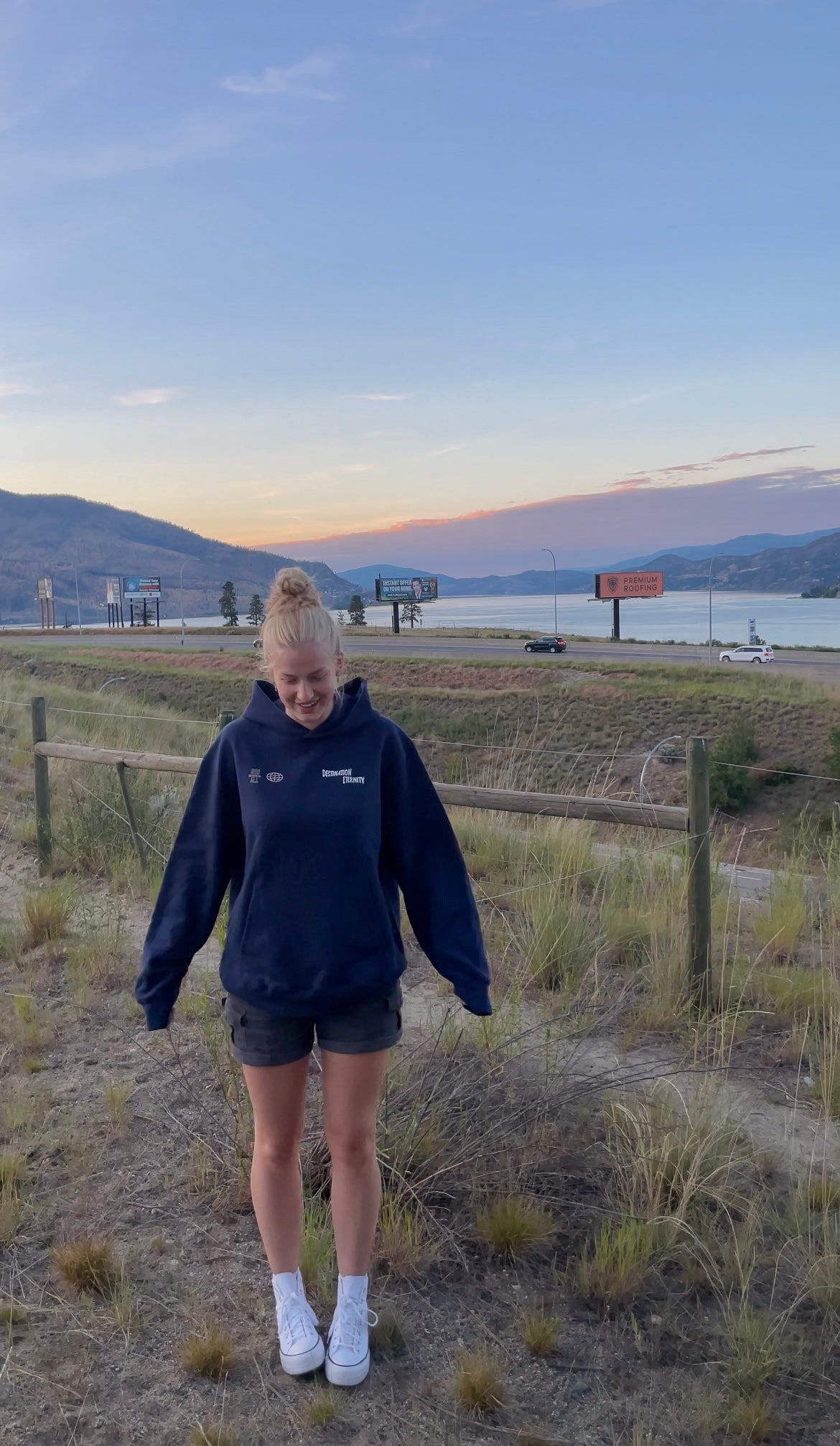 DESTINATION ETERNITY PREMIUM HOODIE
