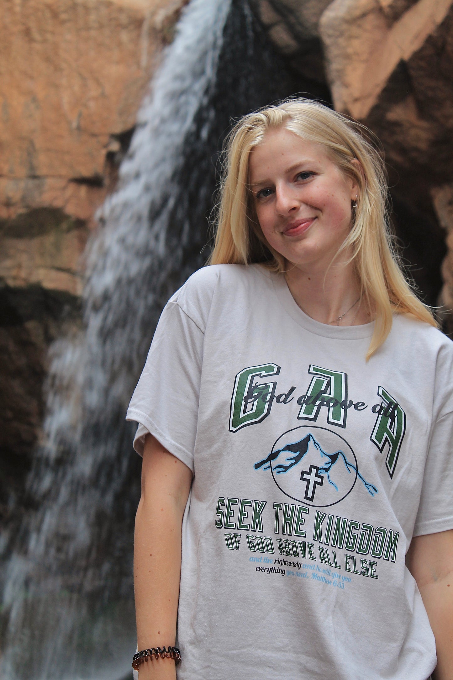 SEEK THE KINGDOM TEE