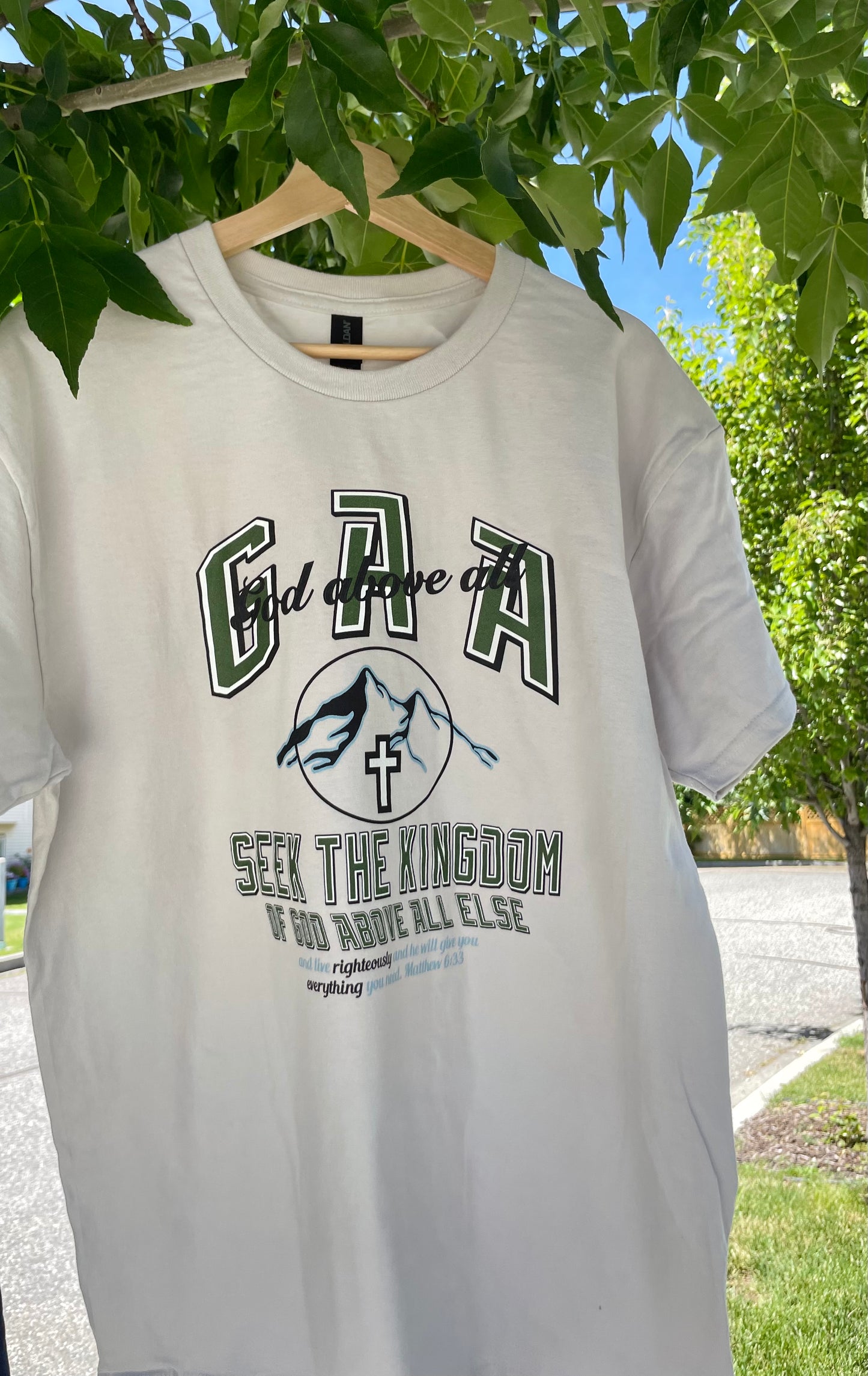 SEEK THE KINGDOM TEE
