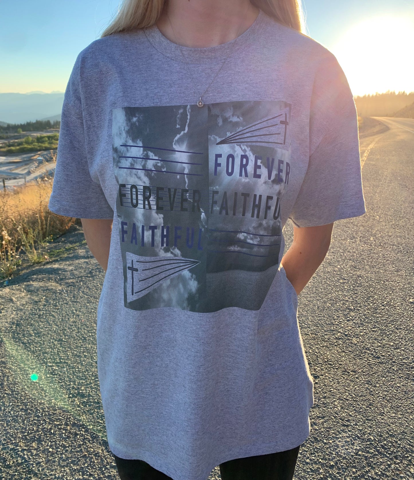 FOREVER FAITHFUL TEE